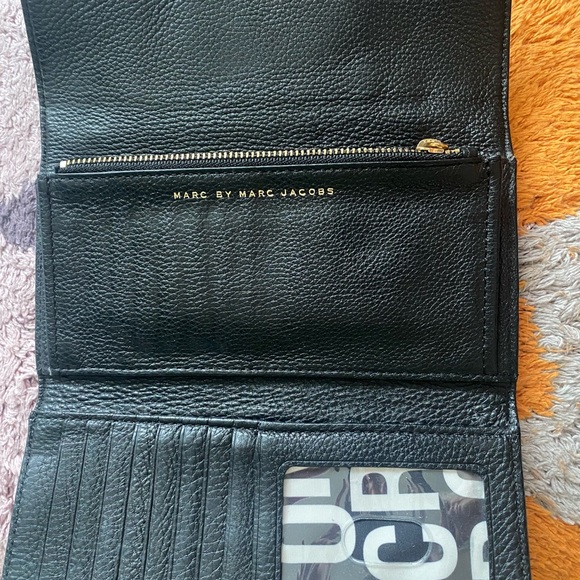 Marc by Marc Jacobs - Black Leather Continental Wallet - Like New! - Vintage! - Picture 4 of 6